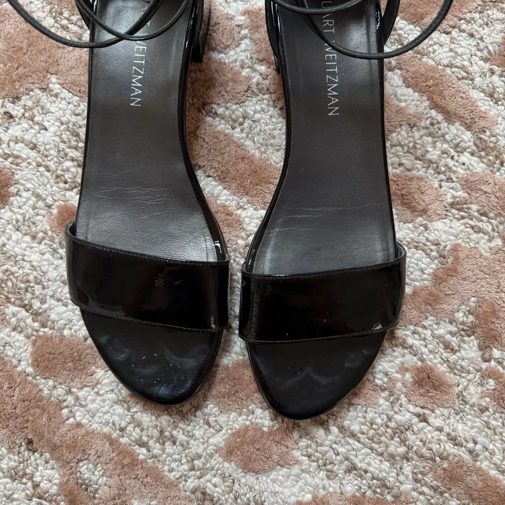 Stuart Weitzman Black Patent Low Block Heel Pumps – Size 9 - Picture 4 of 7